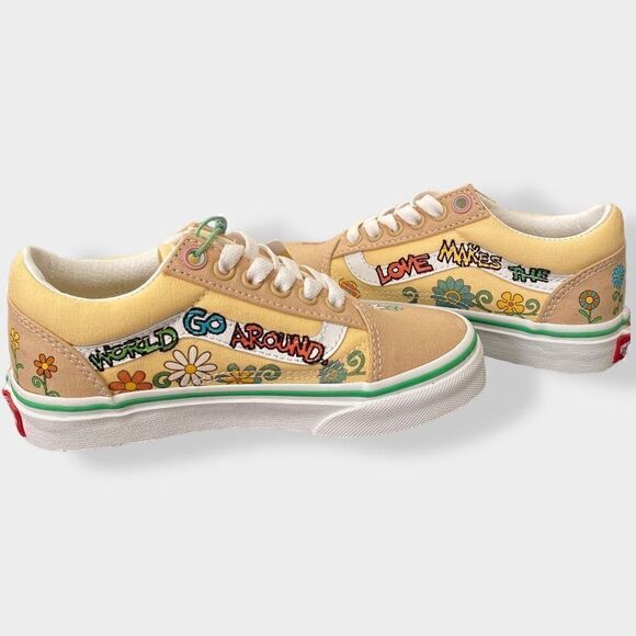 Vans Old Skool x Sesame Street Elmo Youth Sneakers Shoes size 3 New with Tags - Picture 6 of 11